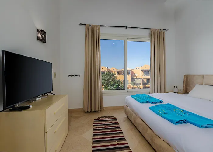 Wonderful With Prime Location & Pool